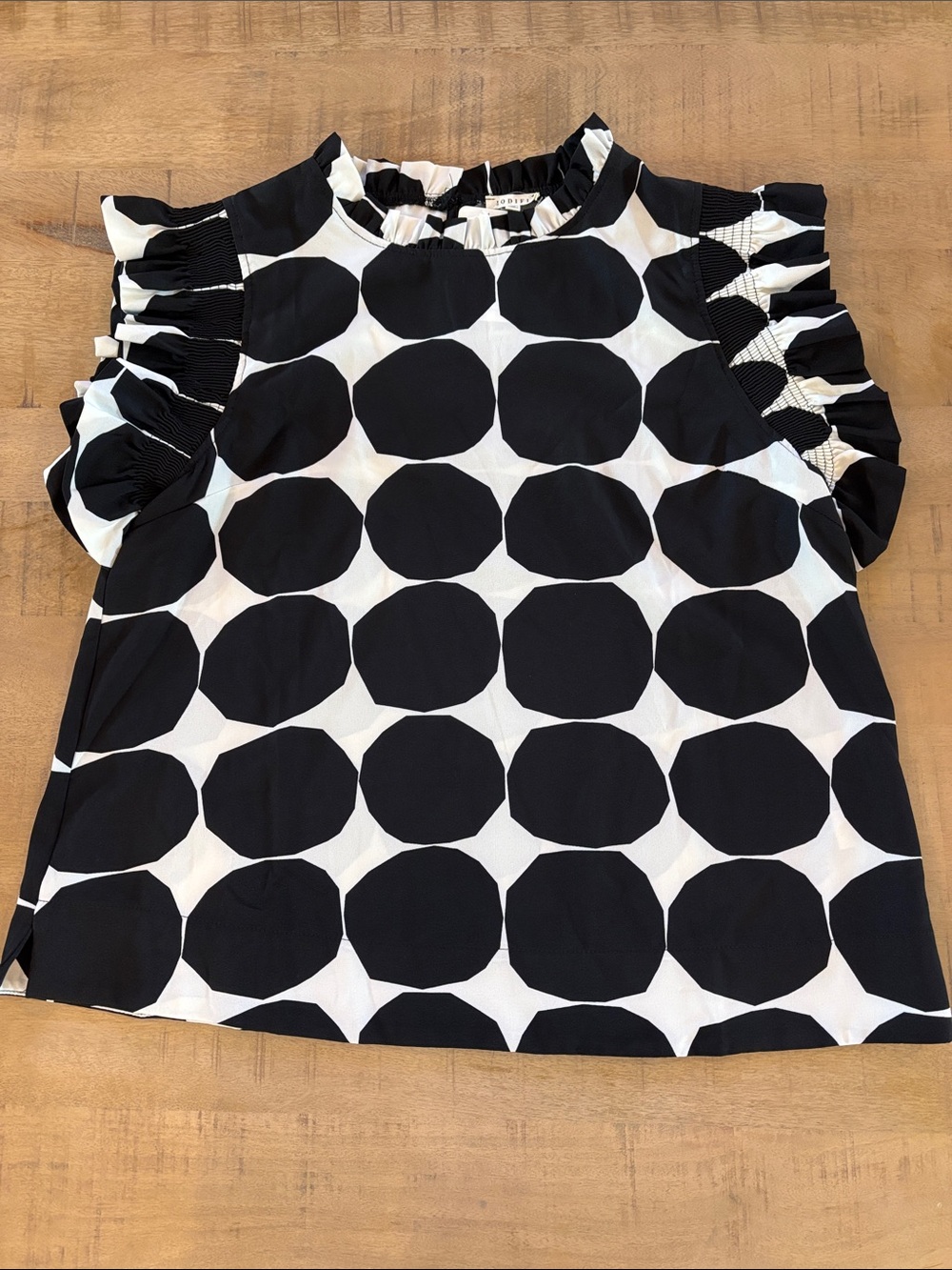 JODIFL Polkadot Ruffle Trim Blouse Top Large NWT $48 Black & White Boutique - Picture 3 of 6